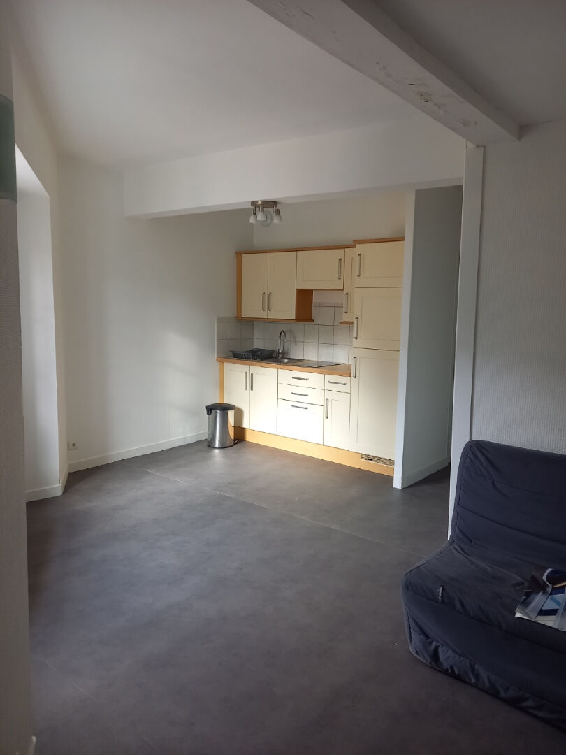 Photo LAVAL, appartement T2 de 40 m² au 3ème étage image 1/5