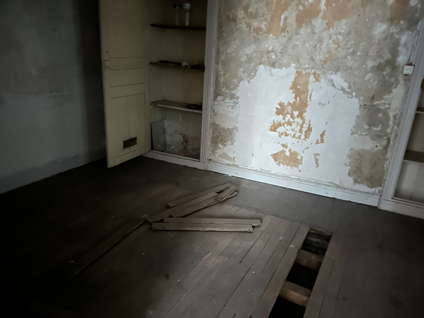 Photo CHATEAU GONTIER  CENTRE VILLE image 2/6