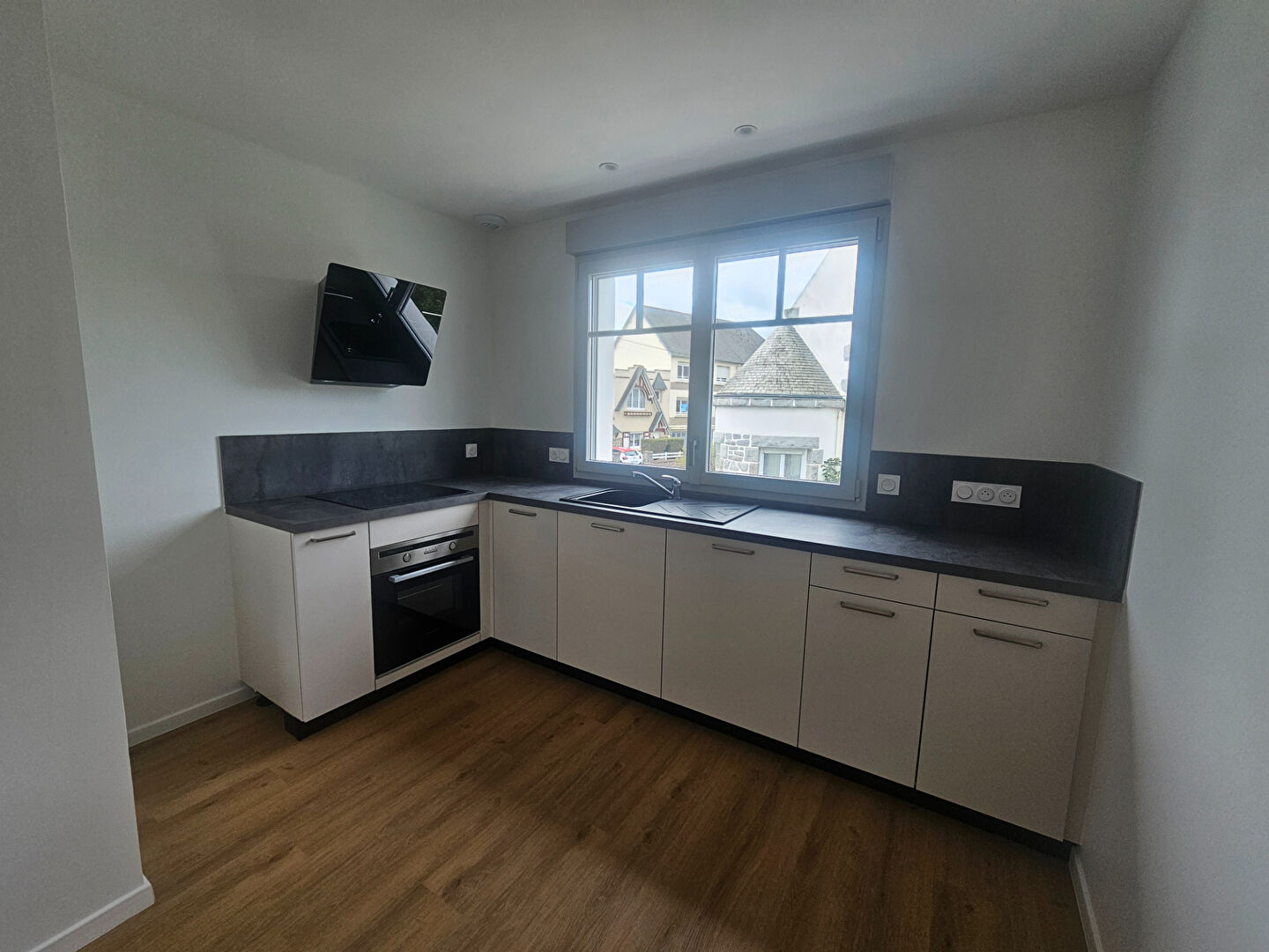 Agence immobilière de YFFINIAC IMMOBILIER - YFFINIAC IMMOBILIER