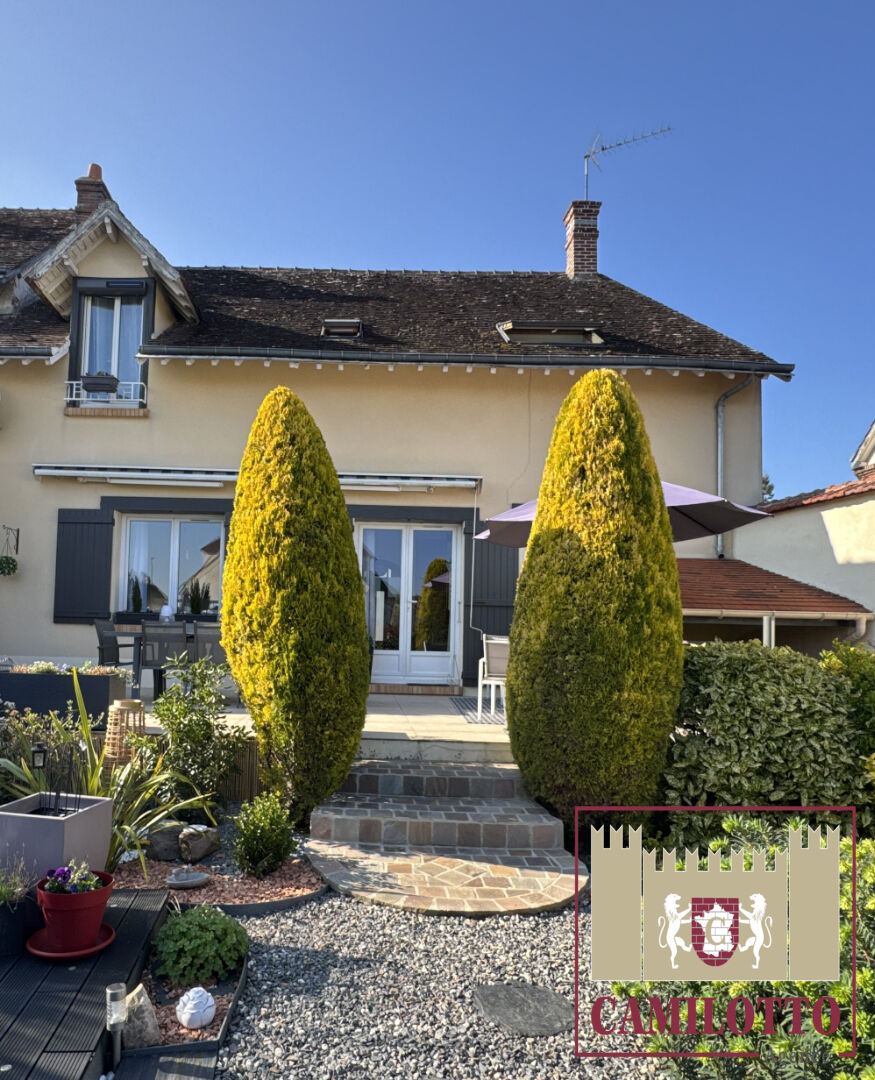 NOGENT LE ROI - MAISON ENTIEREMENT RENOVEE - 4 CHAMBRES