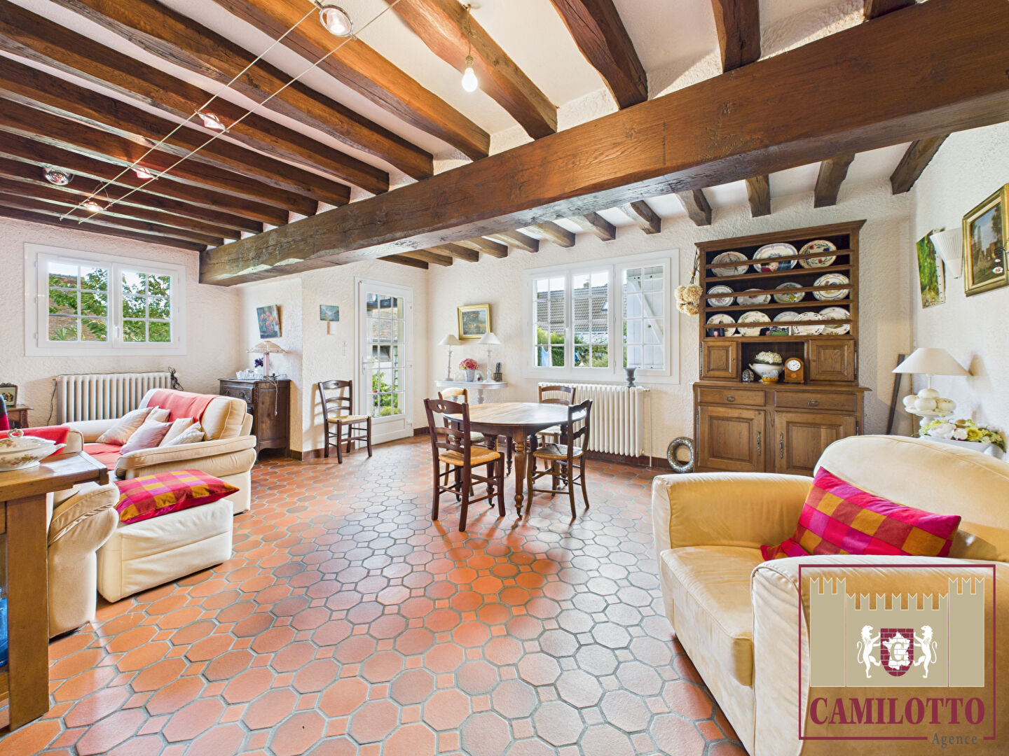 Photo A 18 MINUTES D HOUDAN - BELLE MAISON ANCIENNE - PROCHE NOGENT LE ROI - 6 PIECES image 5/6