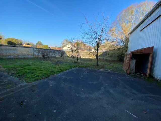Photo A 10 MIN DE LA RN12 - ENSEMBLE IMMOBILIER SUR 1520 M² image 5/6