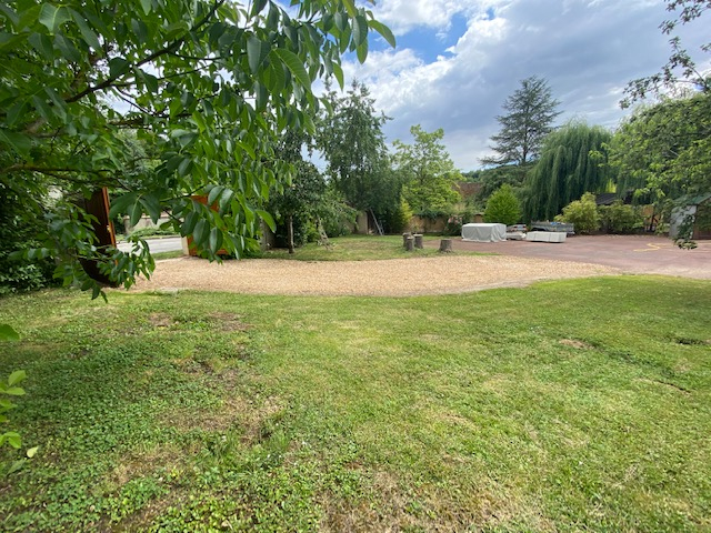 Photo NOGENT LE ROI PROCHE - TERRAIN CONSNTRUCTIBLE image 3/3