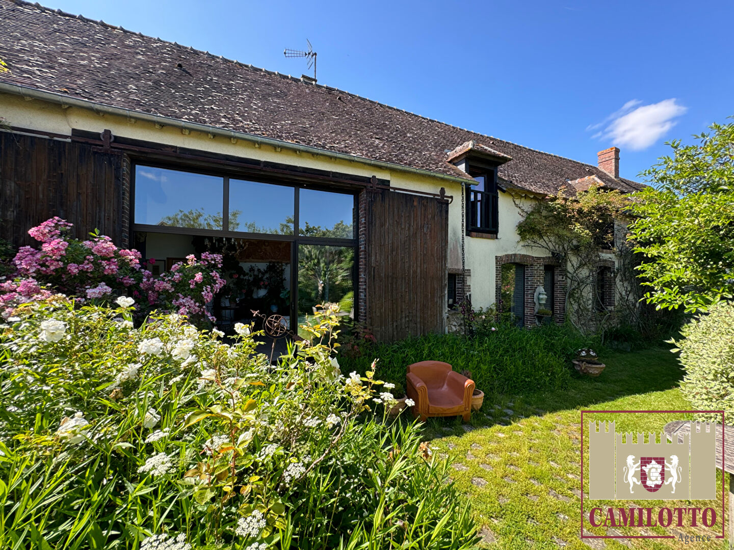 A 9 min d'Epernon - Belle propriété de caractère .