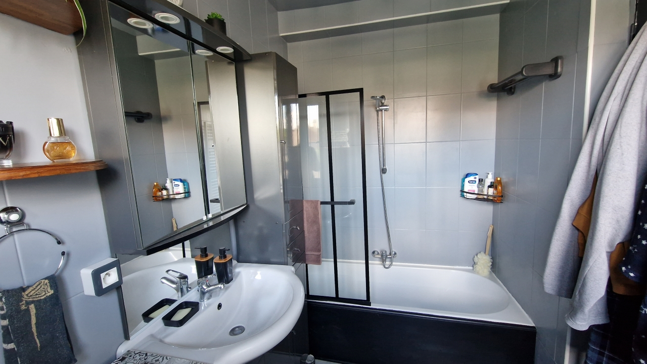 Photo Entre MAINTENON et EPERNON jolie maison image 5/6