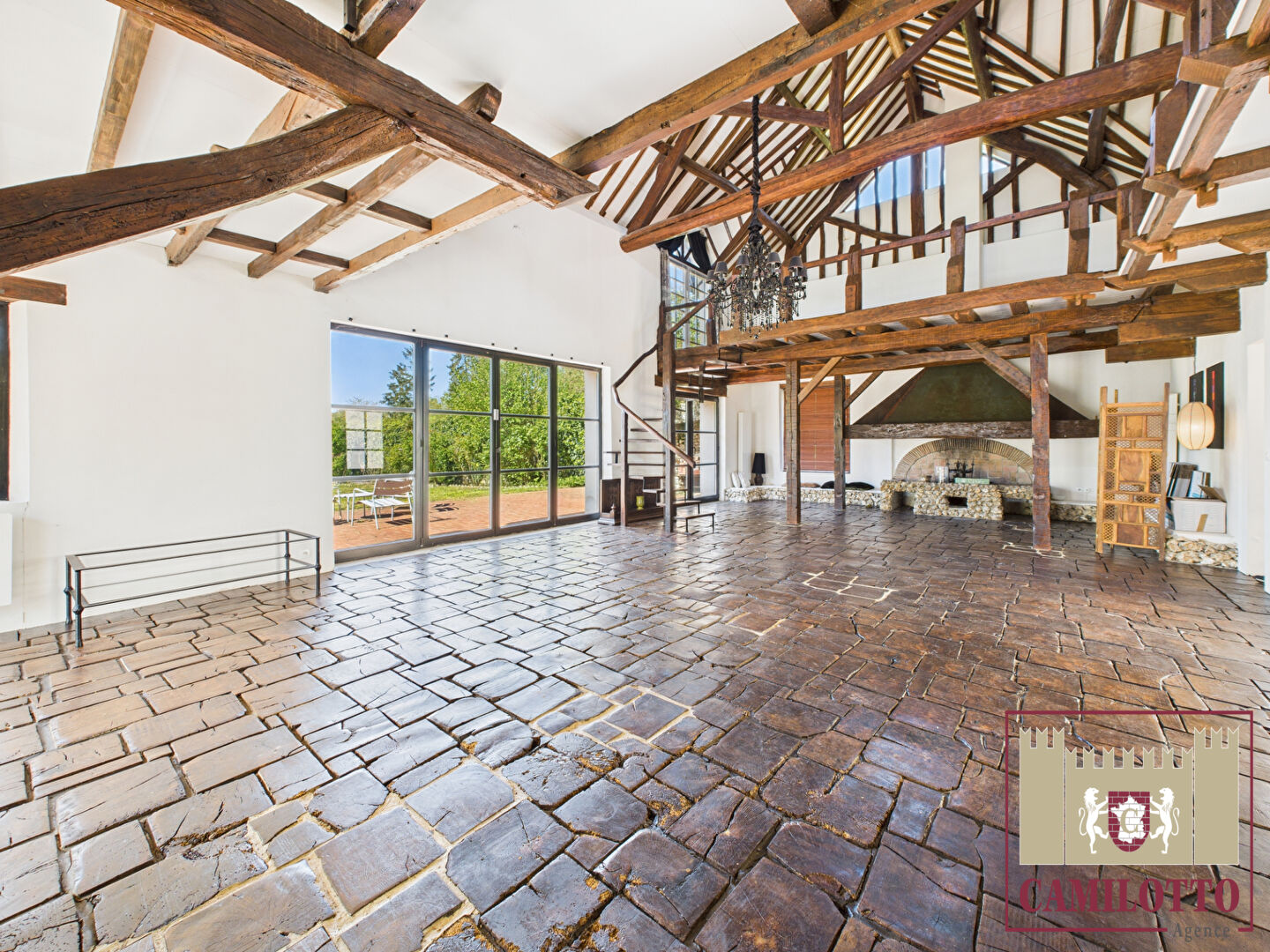 Photo 13 MINUTES DE HOUDAN - BELLE PROPRIETE RESTAUREE image 5/6