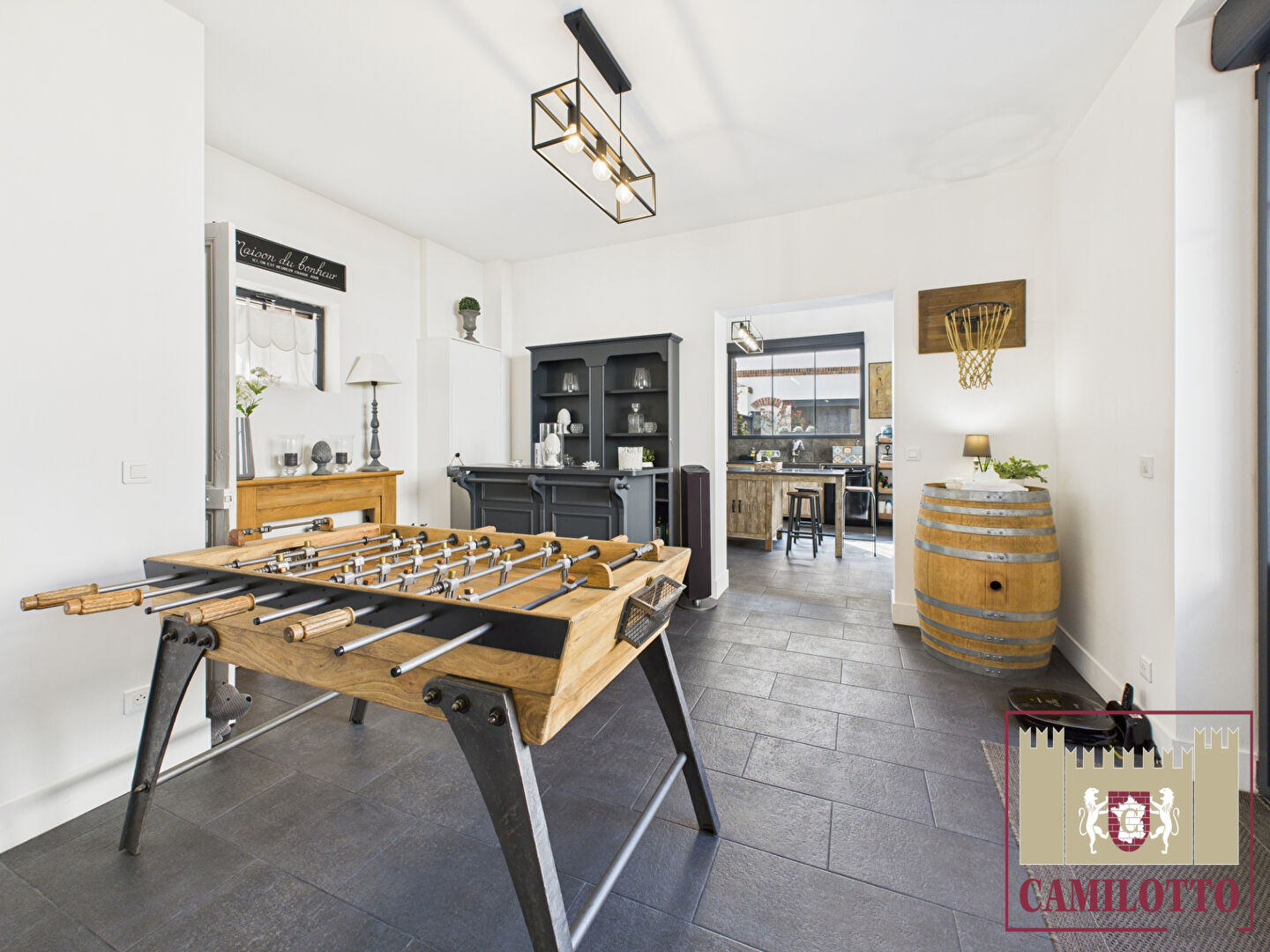 Photo NOGENT LE ROI - MAGNIFIQUE PROPRIETE RENOVEE AVEC GOÛT image 5/6