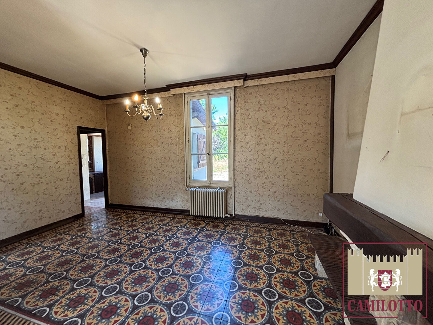 Photo PROCHE NOGENT LE ROI - MAISON ANCIENNE image 3/6