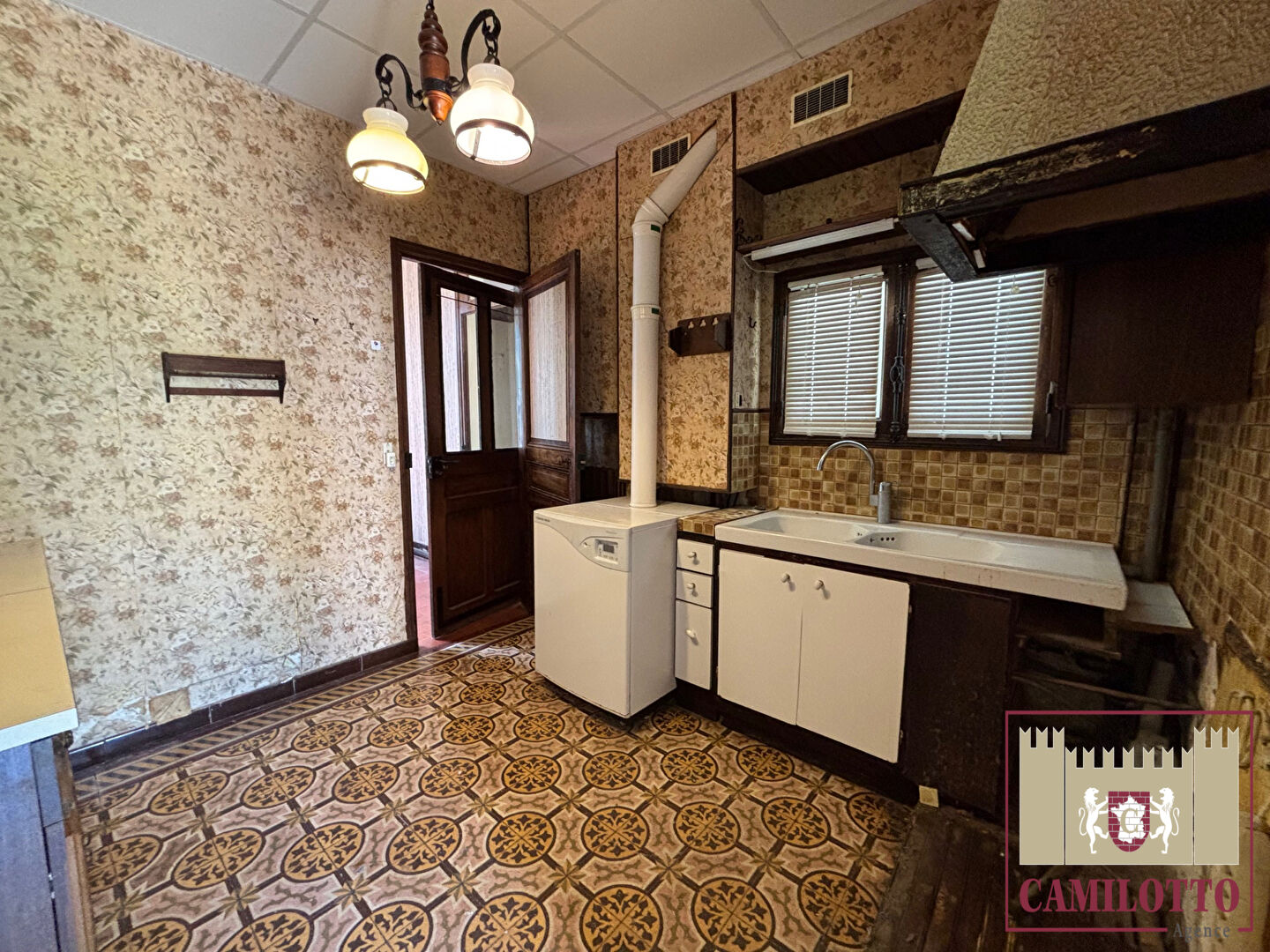 Photo PROCHE NOGENT LE ROI - MAISON ANCIENNE image 5/6