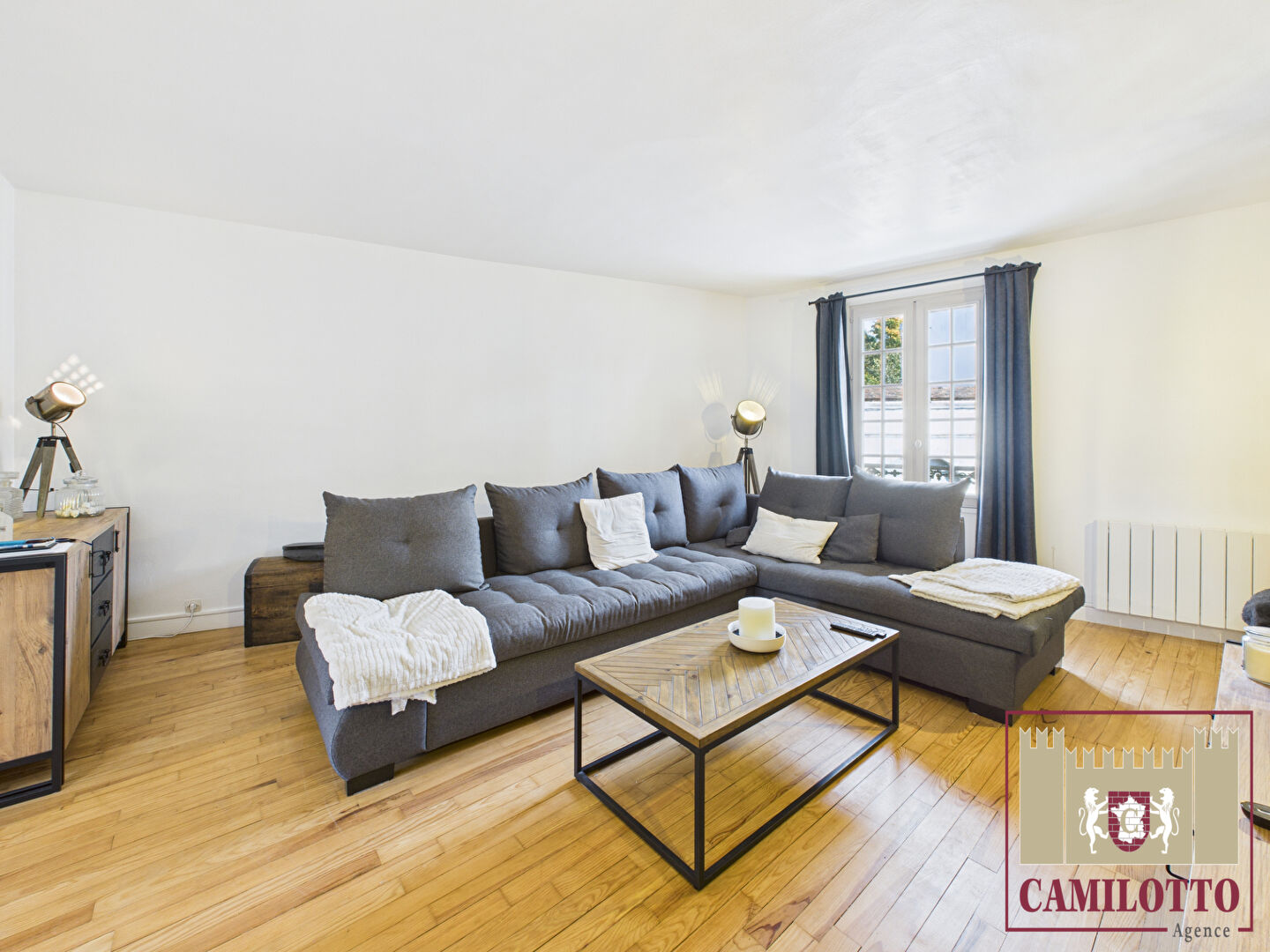 COEUR DE MAINTENON -  MAISON DE VILLE  DUPLEX DE 108 M²