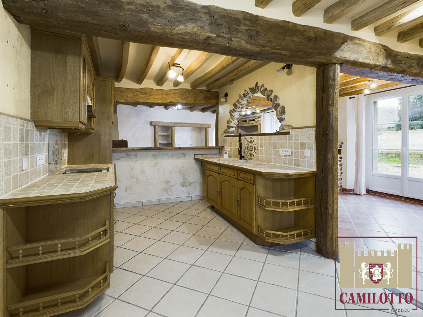 Photo Entre MAINTENON et NOGENT LE ROI - PROPRIETE ANCIENNE AVEC UNE GRANGE image 6/6