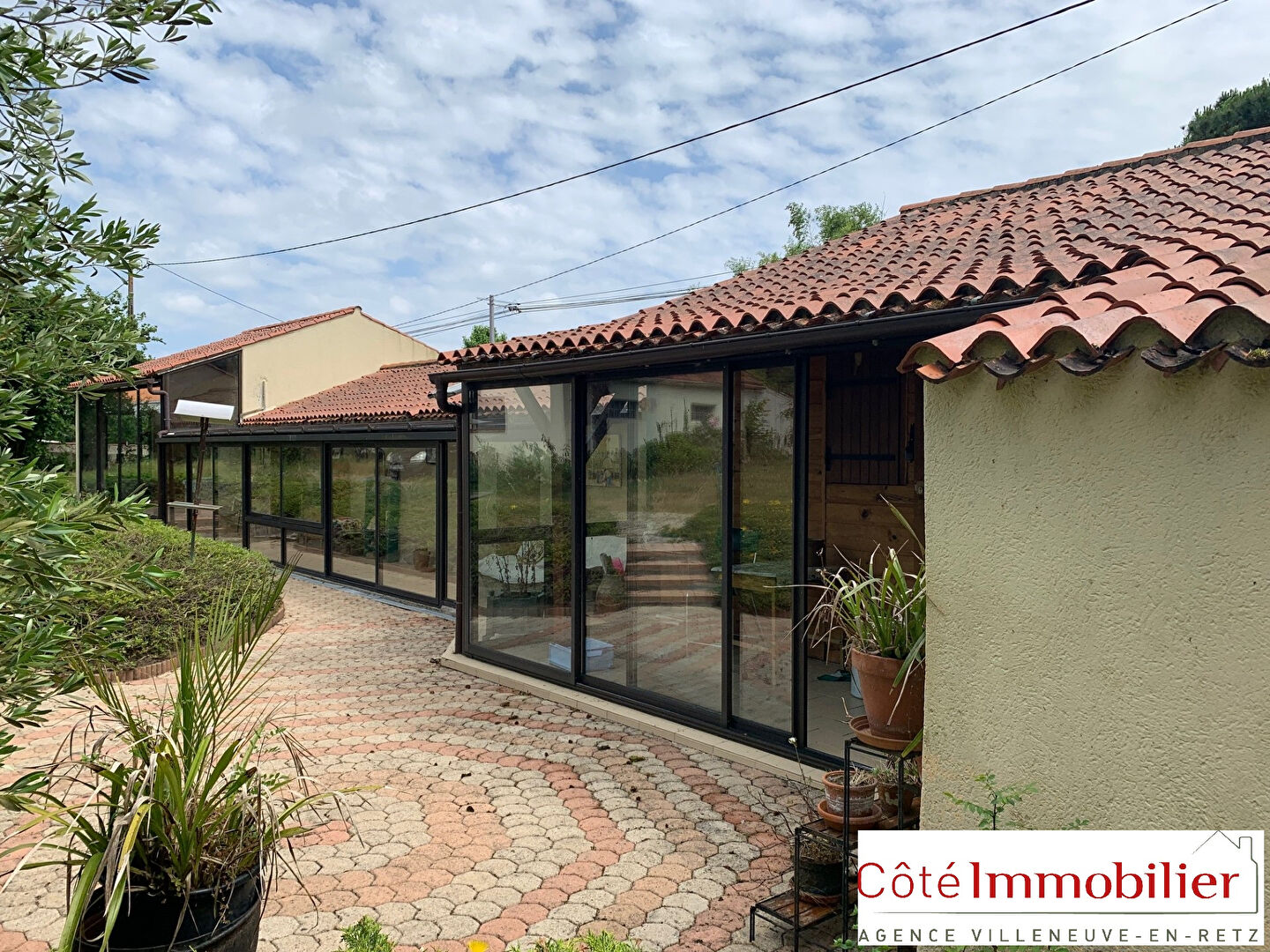 Agence immobilière de Côté Immobilier Villeneuve