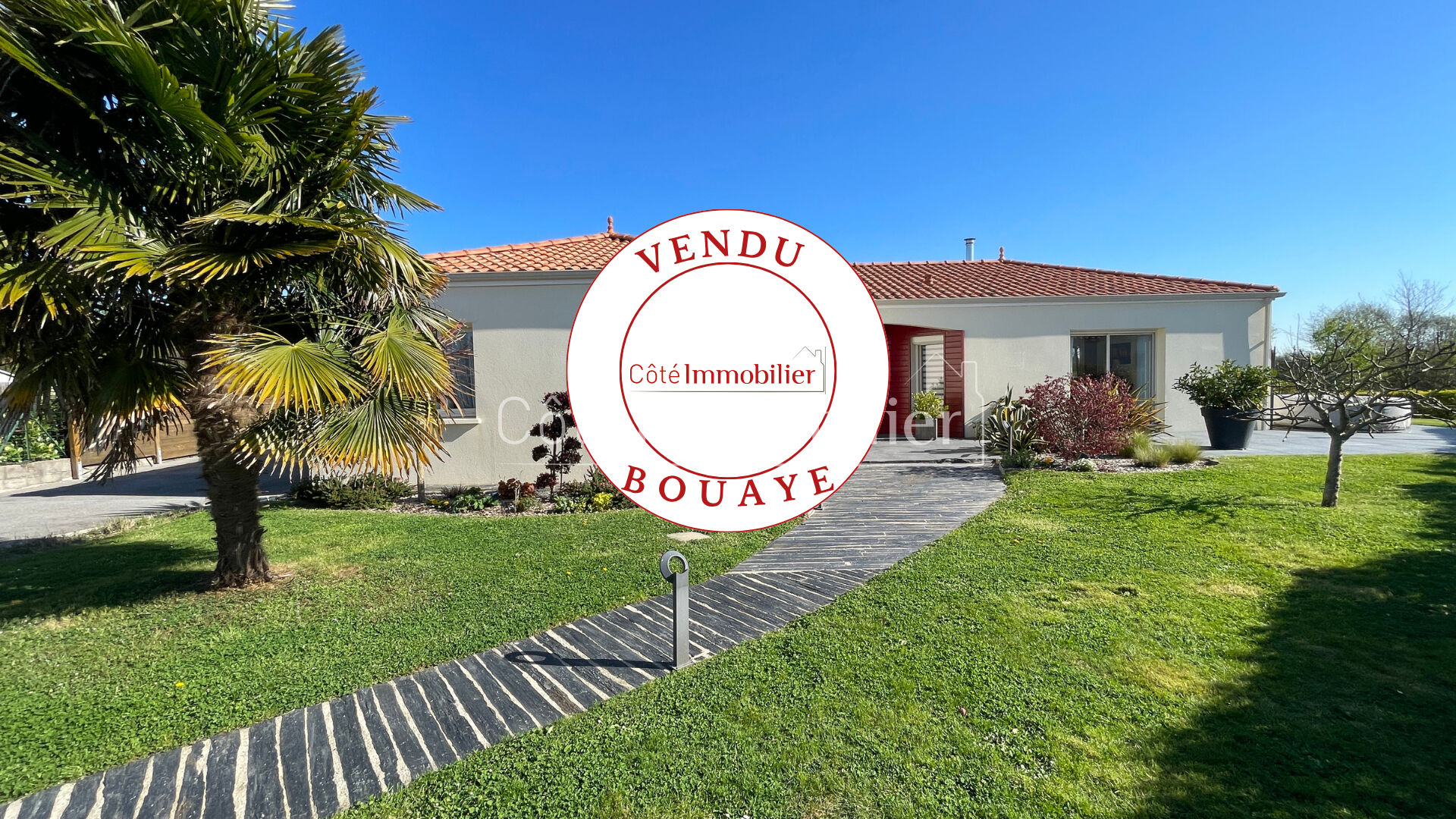 Maison récente bourg de Brains