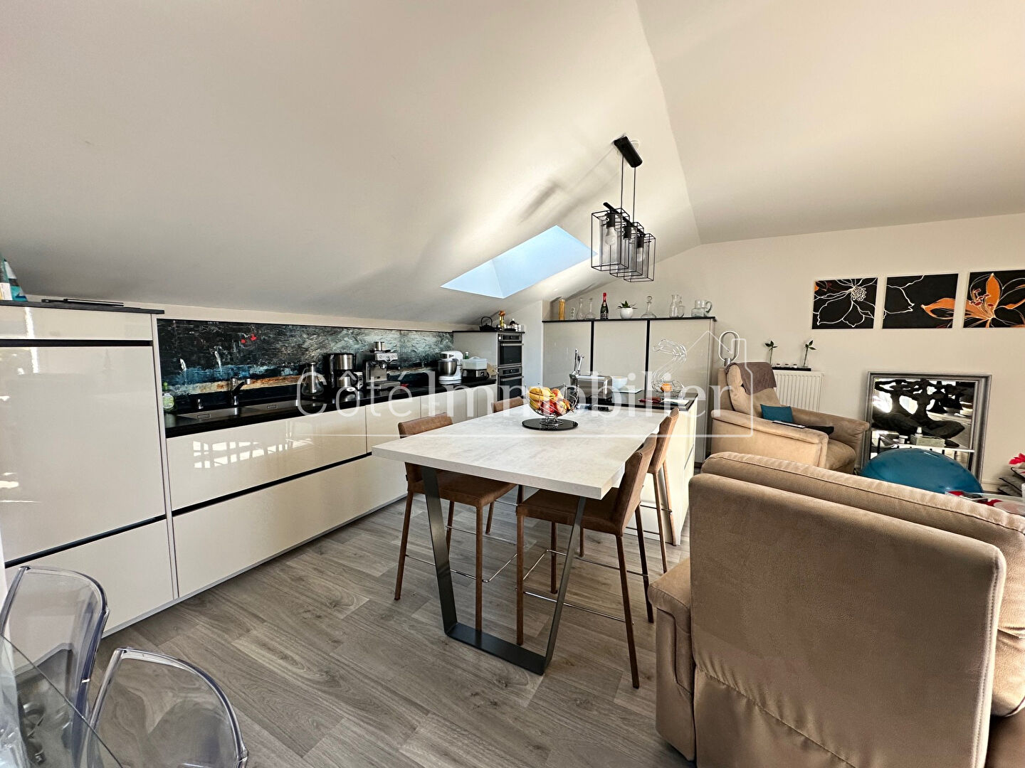 Agence immobilière de Côté Immobilier Villeneuve