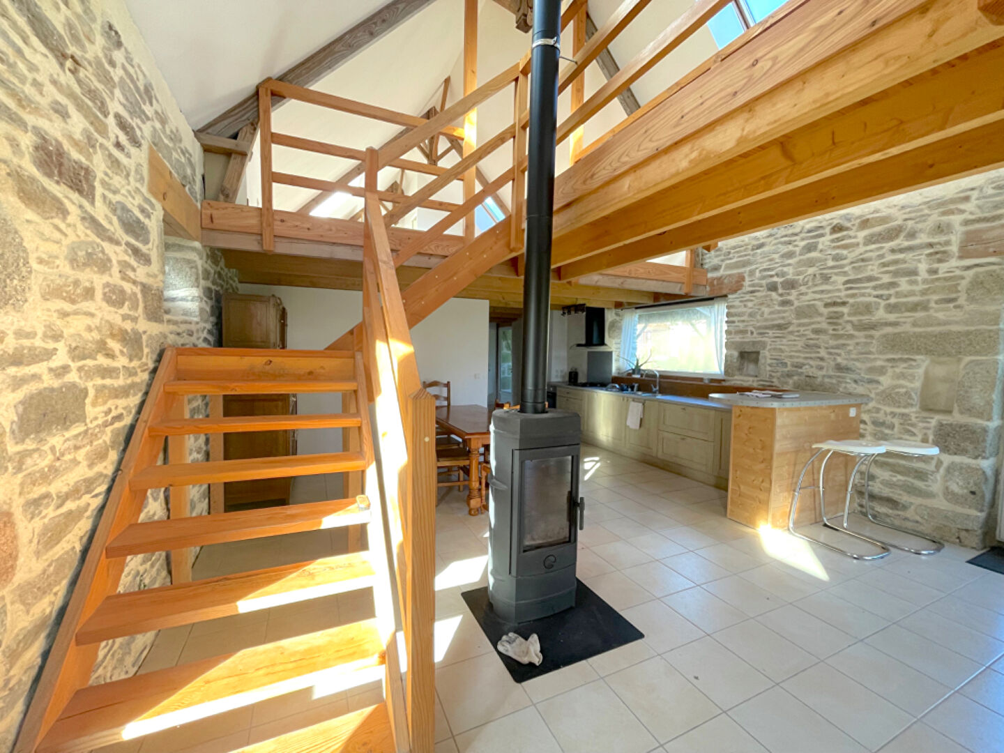 Photo Ergue-Gabéric - Maison en pierre au calme image 3/6