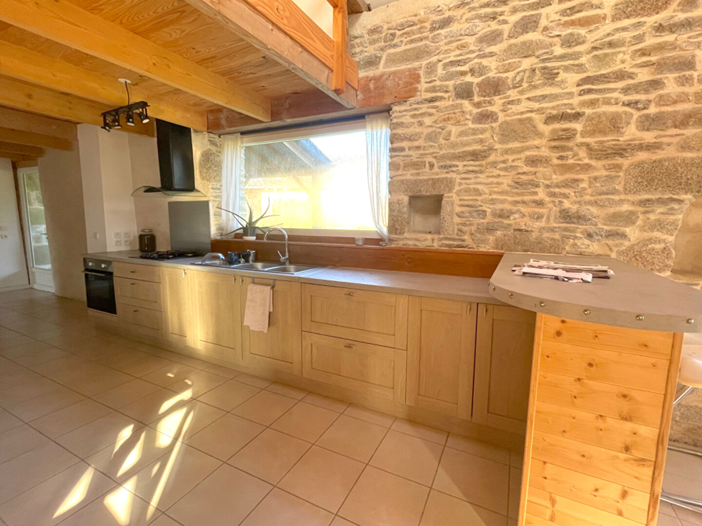 Photo Ergue-Gabéric - Maison en pierre au calme image 4/6