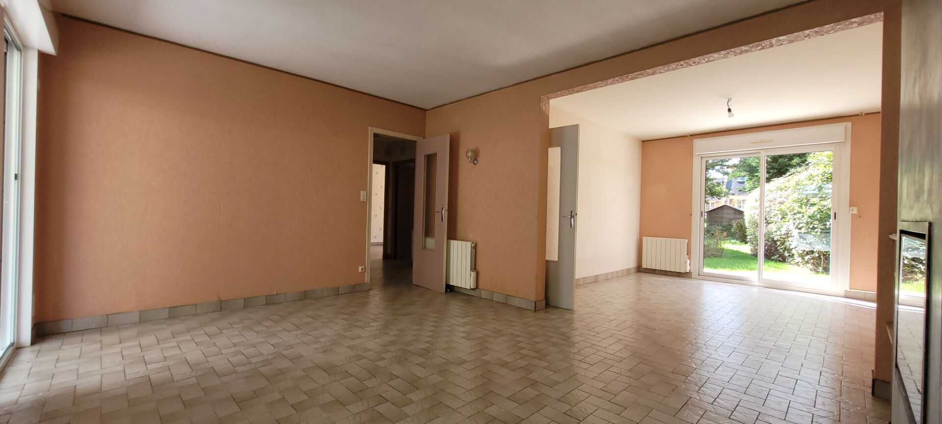 Photo Plogonnec, maison individuelle de 141 m2. image 4/6