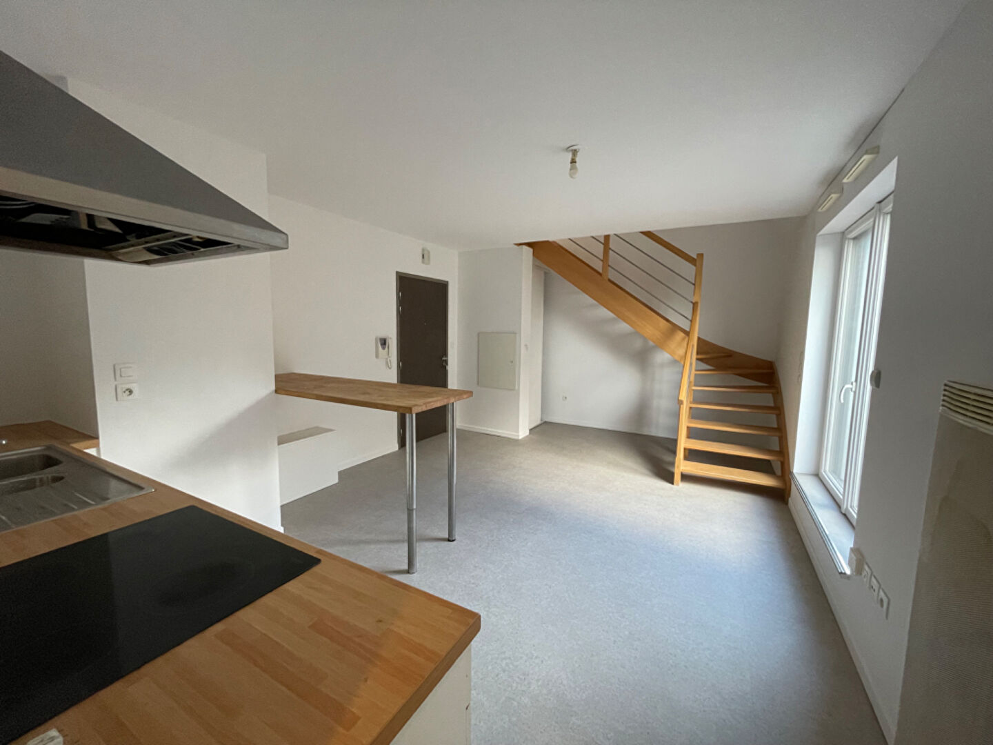 Photo A Vendre Appartement T3 dernier étage avec Terrasse et Garage image 2/6