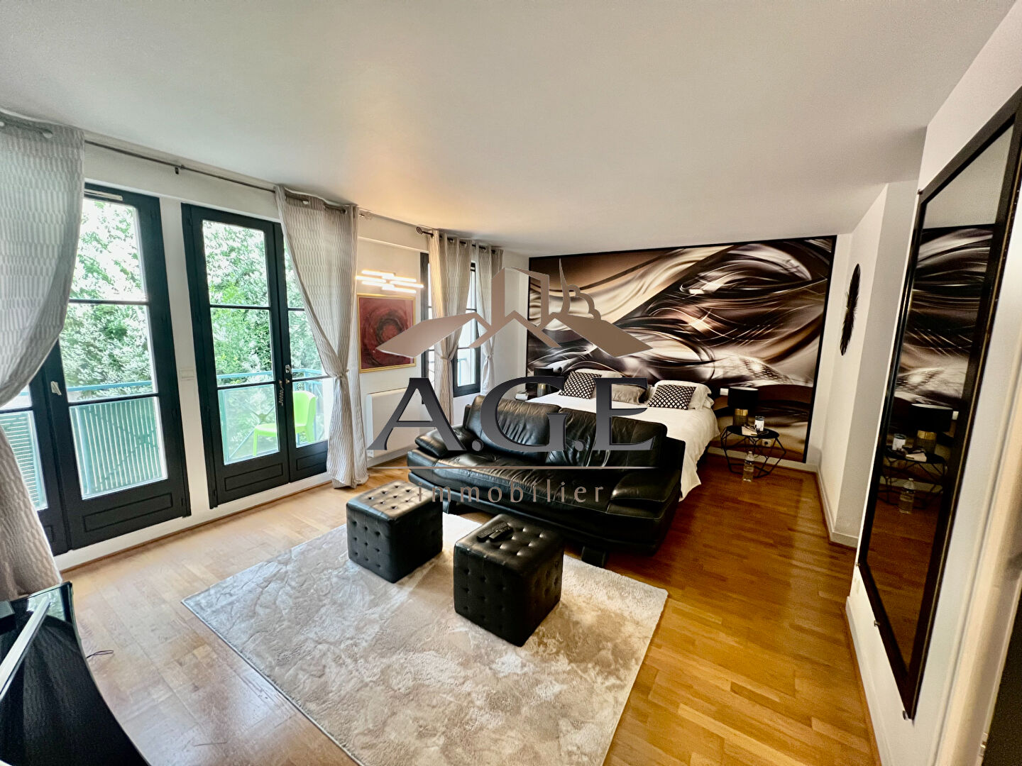 Photo EPERNON  LOFT: 6 pièces 180 m2 image 6/6