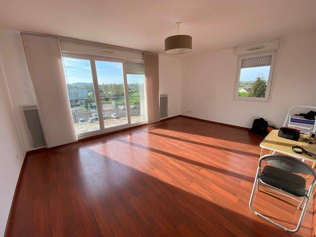 Photo Appartement Epernon 4 pièce(s) 80.95 m2 image 3/6