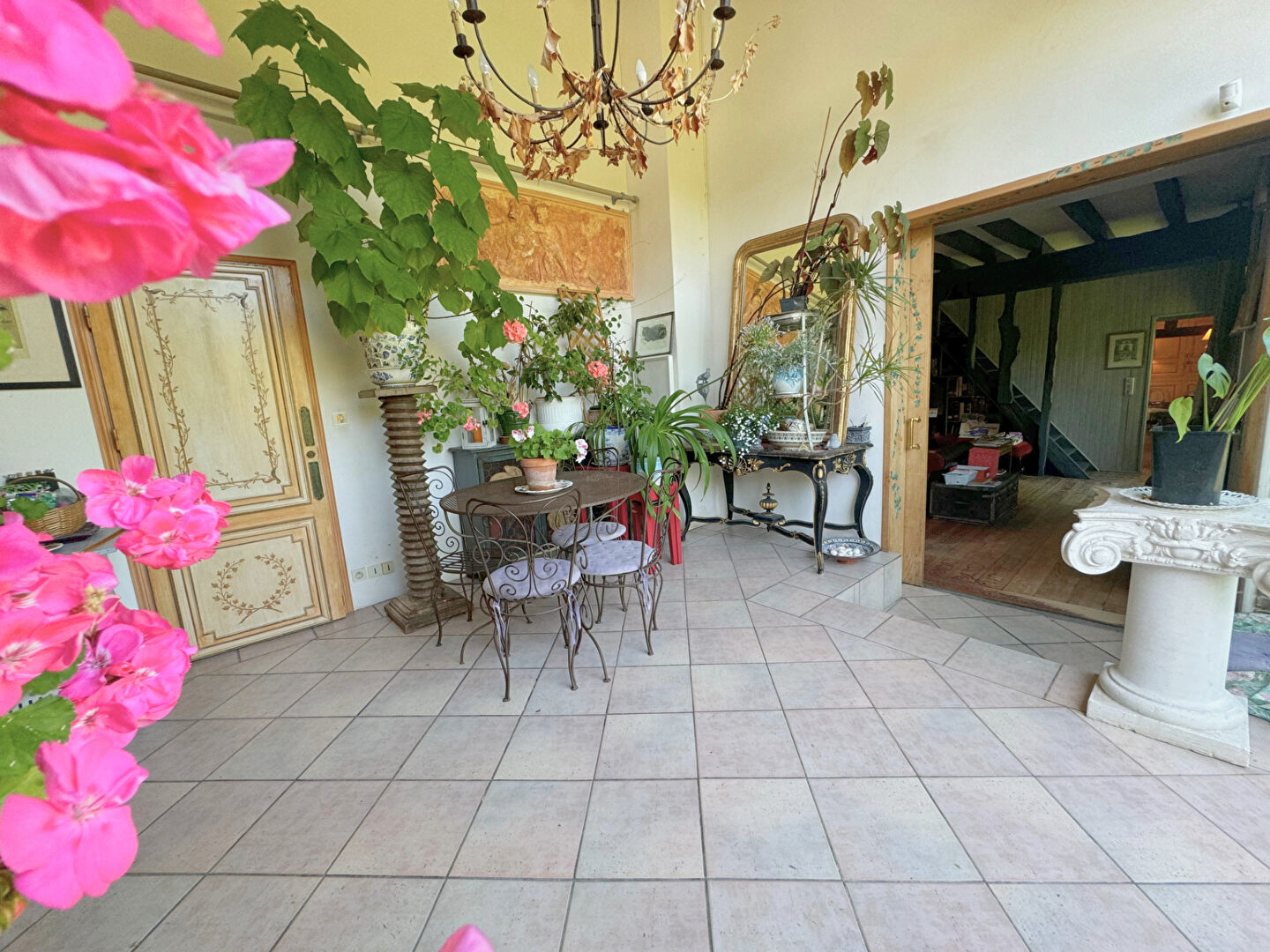 Photo A 9 min d'Epernon - Belle propriété de caractère . image 6/6