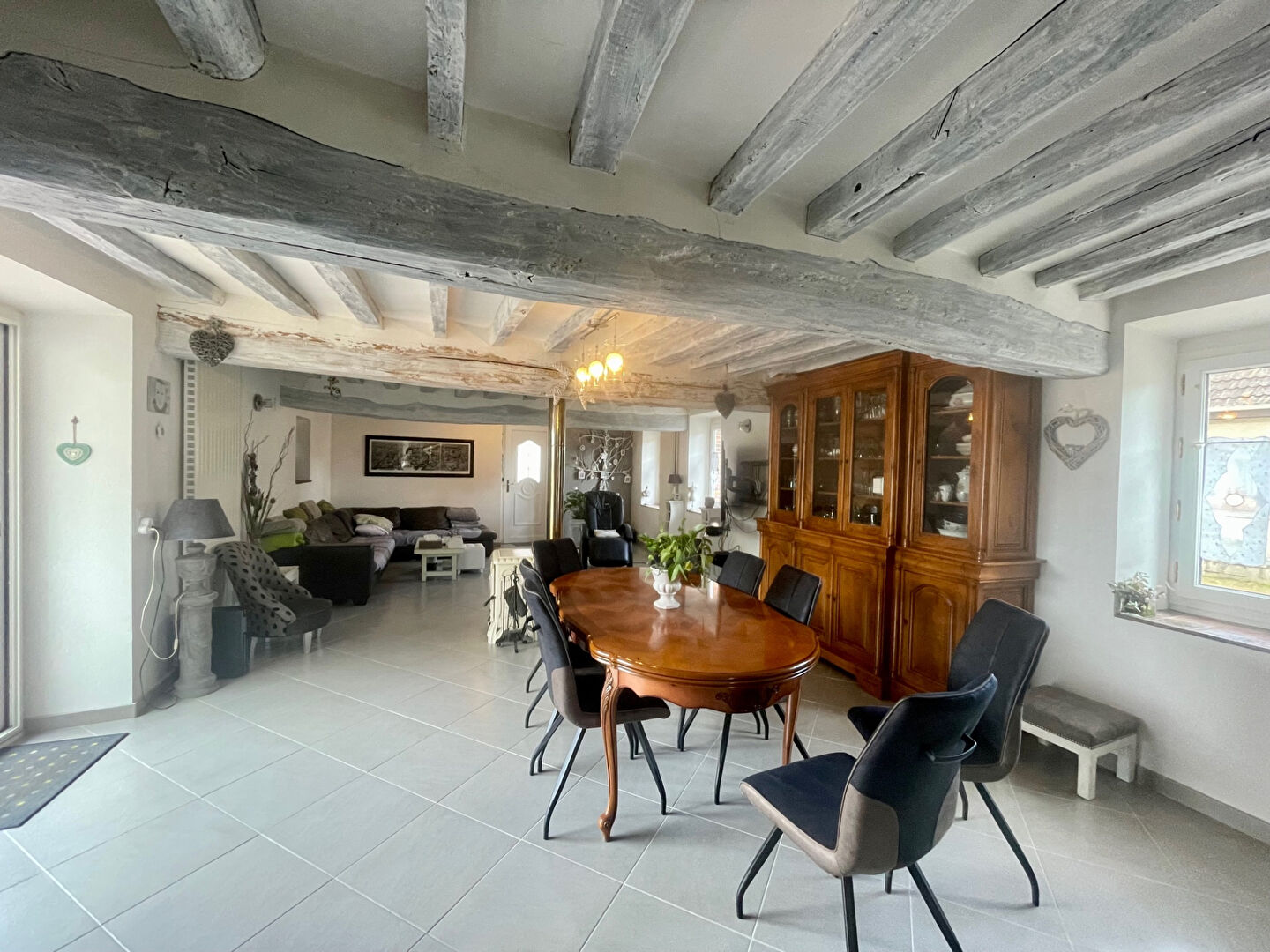 Photo PROCHE DE NOGENT LE ROI - BELLE PROPRIETE ANCIENNE ENTIREMENT RENOVEE AVEC GOÛT . image 3/6