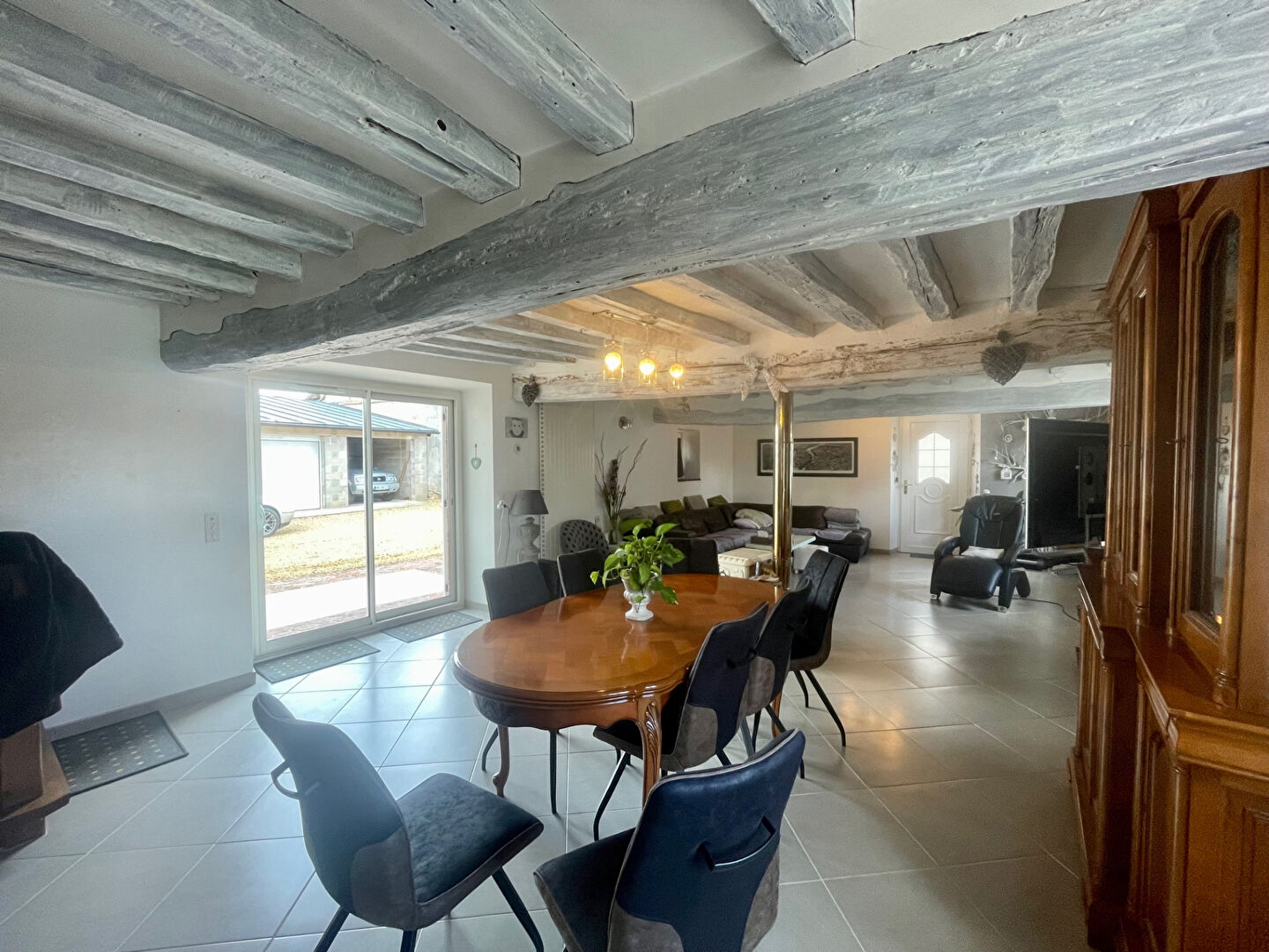 Photo PROCHE DE NOGENT LE ROI - BELLE PROPRIETE ANCIENNE ENTIREMENT RENOVEE AVEC GOÛT . image 4/6