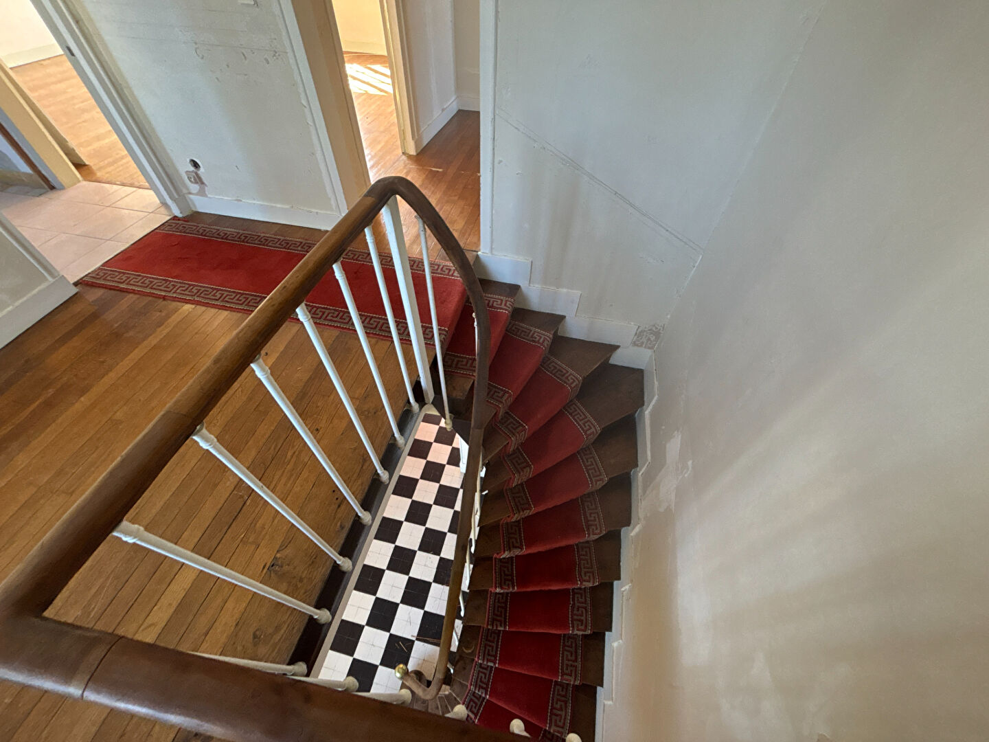 Photo NOGENT LE ROI CENTRE VILLE - PROPRIETE ANCIENNE image 5/6