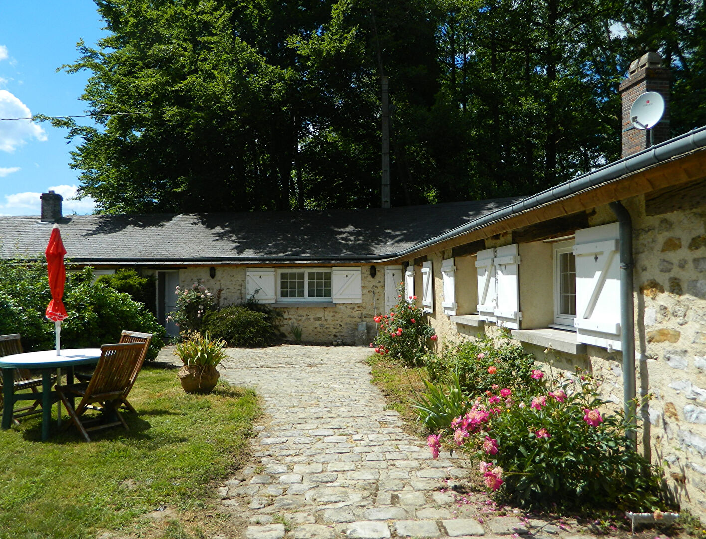 MAINTENON Proche Charmante maison de plain -pied