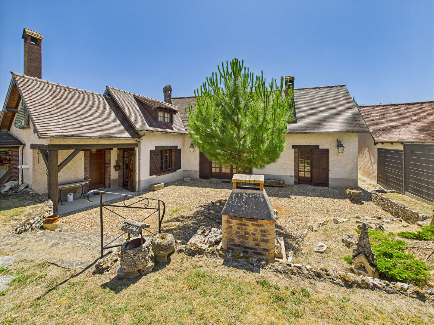 Photo Maison PROCHE NOGENT LE ROI image 1/6