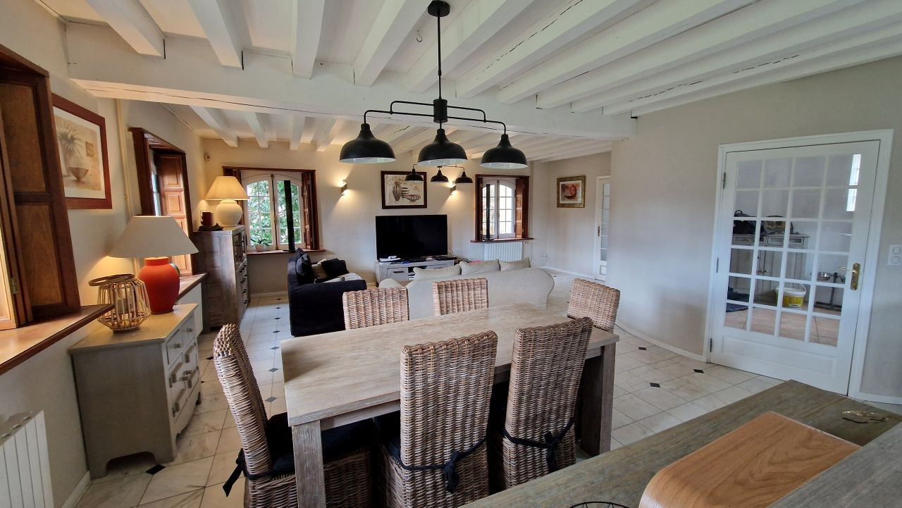 Photo Proche MAINTENON  Maison de Charme sur 2600 m² image 3/6