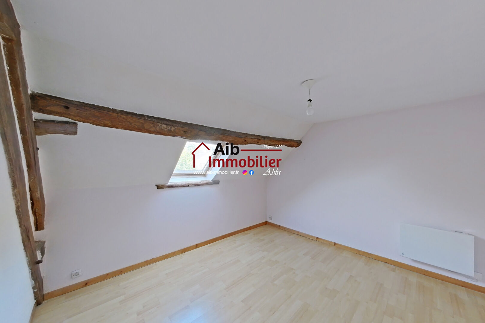 Photo Maison Ablis 4 pièce(s) 97 m2 image 4/6