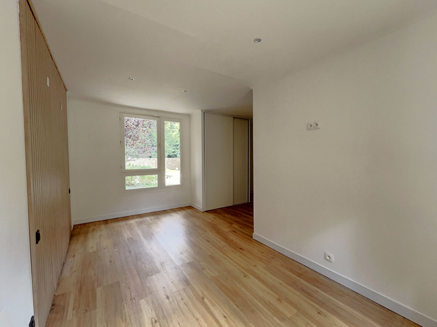 Photo MAINTENON SORTIE Maison 5 pièces 3 chambres image 4/6