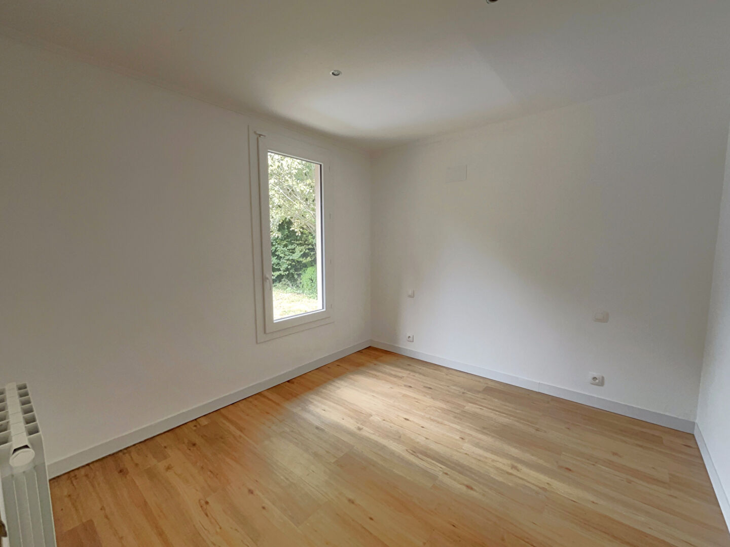 Photo MAINTENON SORTIE Maison 5 pièces 3 chambres image 6/6