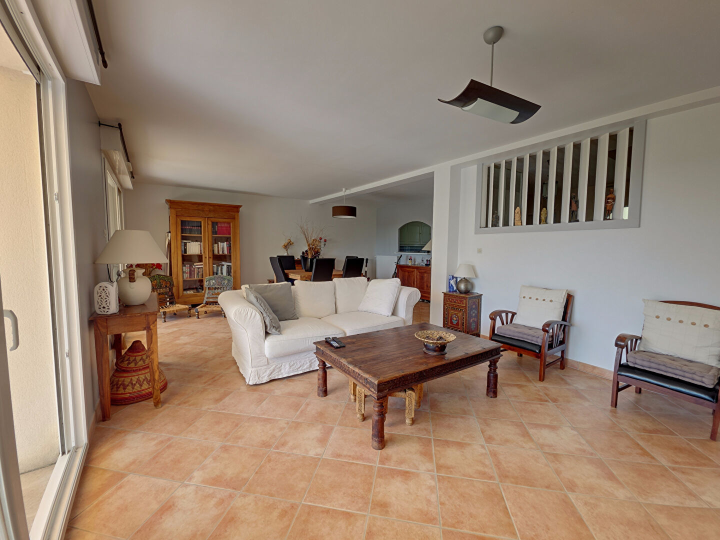 Photo MAISON MAINTENON,  GARE A PIED,  QUARTIER RECHERCHE image 4/6