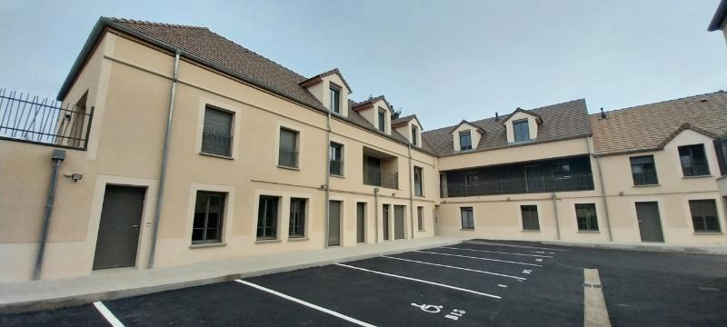 Appartement Epernon 4 pièces avec jardin