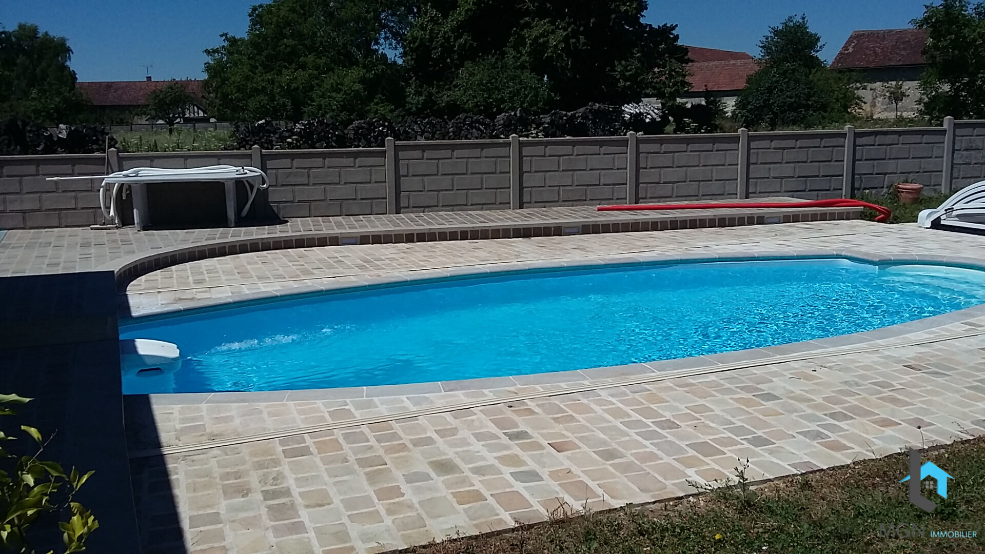 Photo Maison plain pied sur sous-sol total - proche NOGENT LE ROI image 2/6