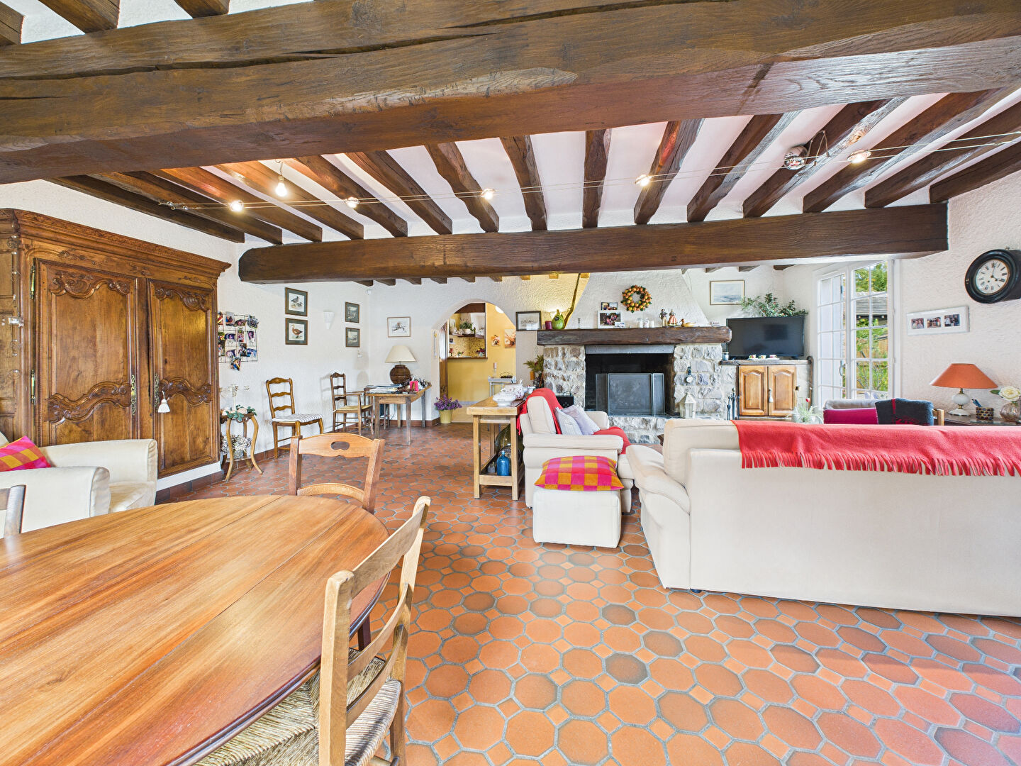 Photo A 18 MINUTES D HOUDAN - BELLE MAISON ANCIENNE - PROCHE NOGENT LE ROI - 6 PIECES image 6/6