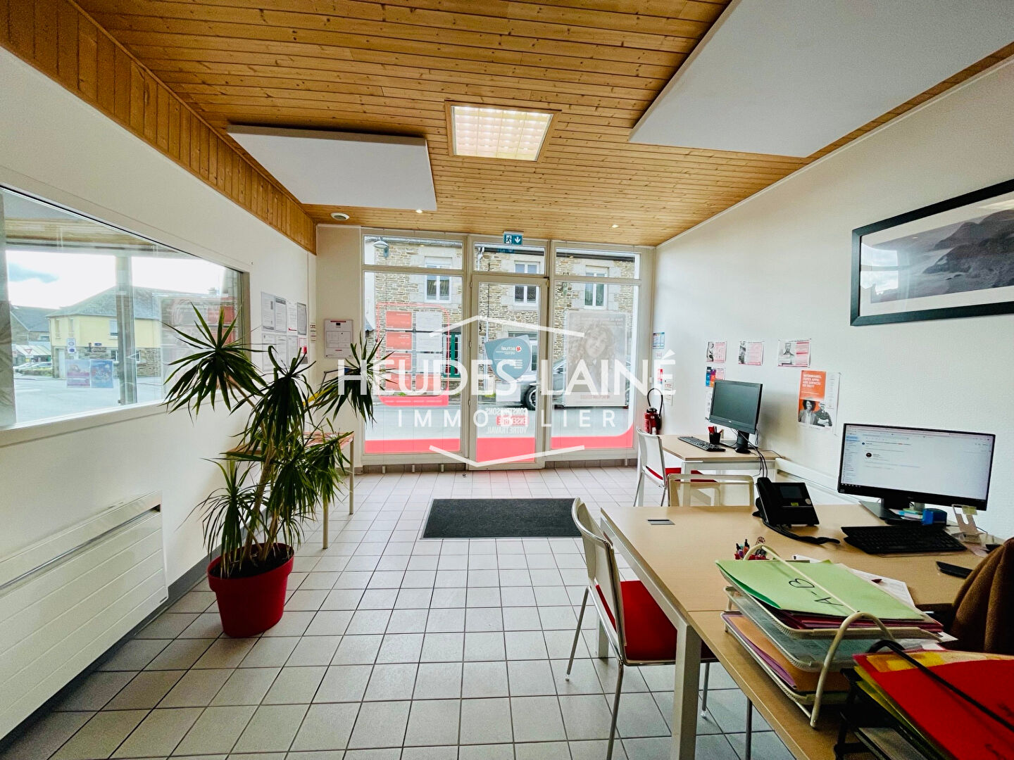 Photo A LOUER : LOCAL COMMERCIAL - SAINT JAMES image 2/5