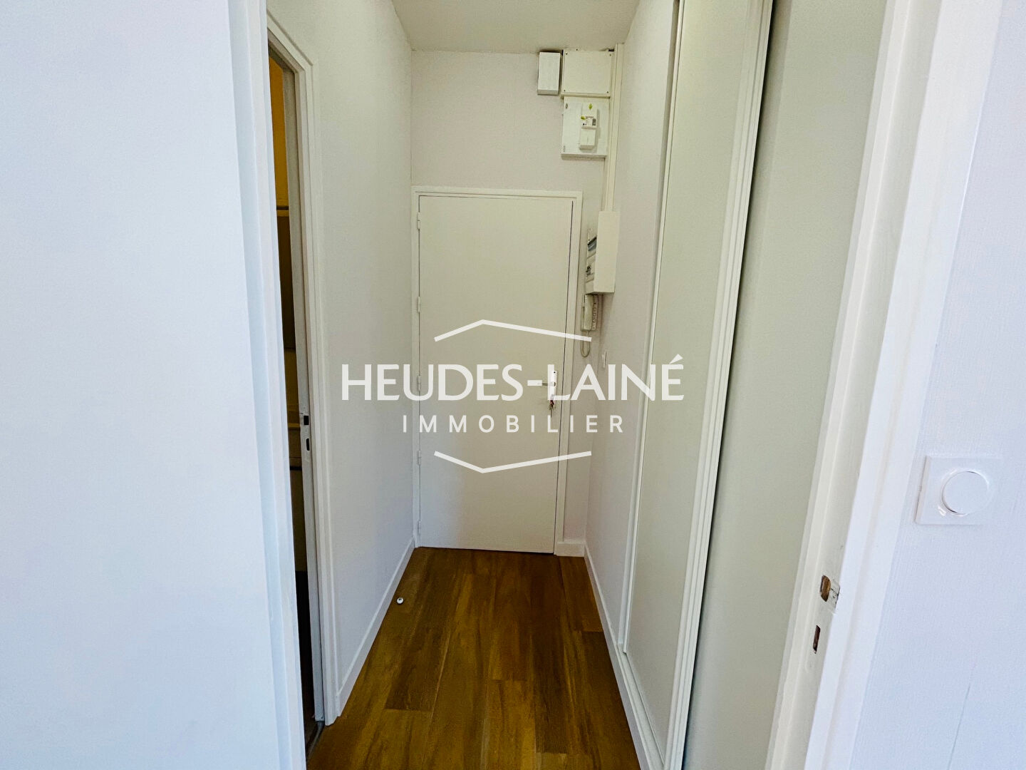 Photo A LOUER : AVRANCHES - Studio - Non meublé image 6/6