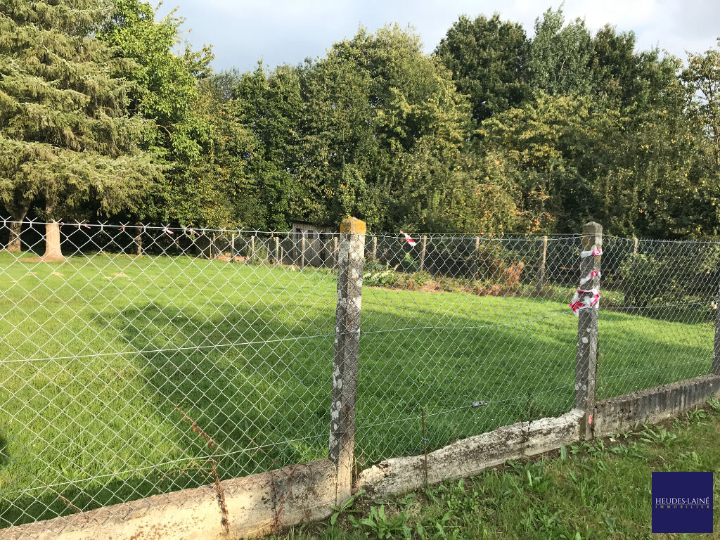 Photo Terrain à Bâtir 1113m² image 2/3