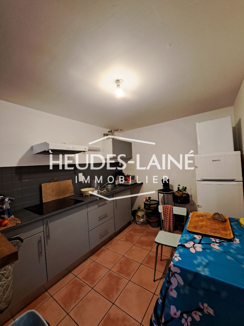 Photo A LOUER : AVRANCHES - APPARTEMENT F.4 - NON MEUBLE image 2/5