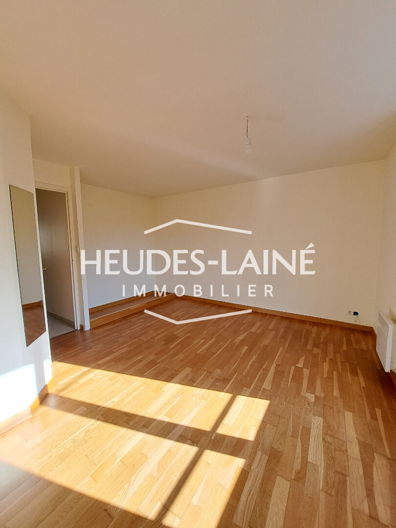 Photo A LOUER : AVRANCHES - APPARTEMENT F2 - Non Meublé image 6/6