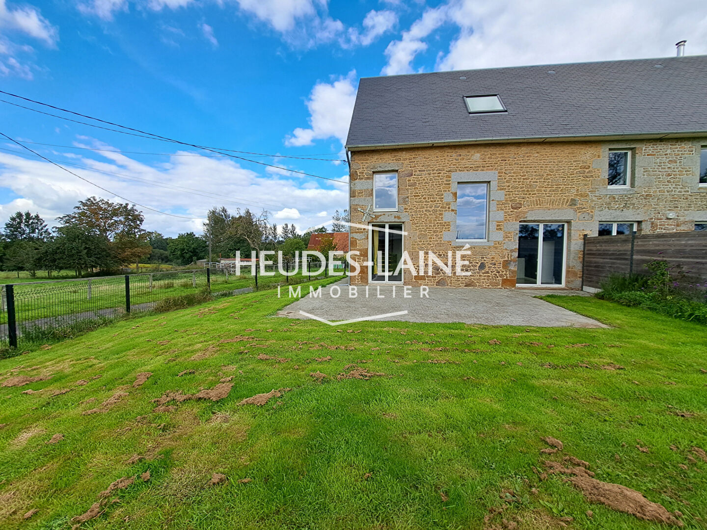 Photo A LOUER : LA TRINITE - MAISON F.3 - Non meublée image 1/6