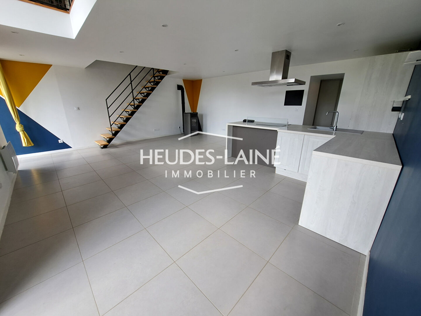 Photo A LOUER : LA TRINITE - MAISON F.3 - Non meublée image 2/6