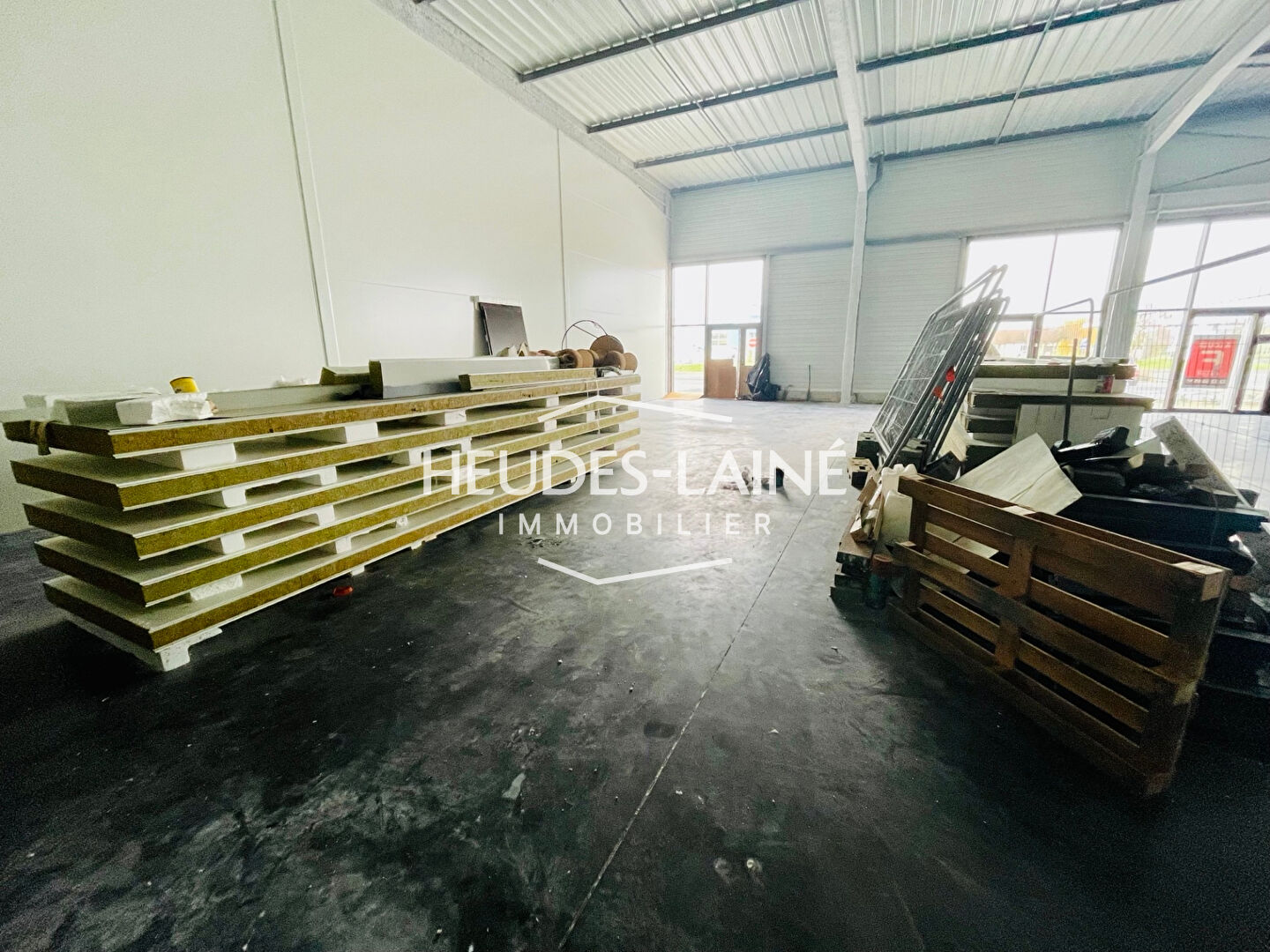 Photo A LOUER : SARTILLY BAIE BOCAGE - LOCAL COMMERCIAL 166 M² image 2/4