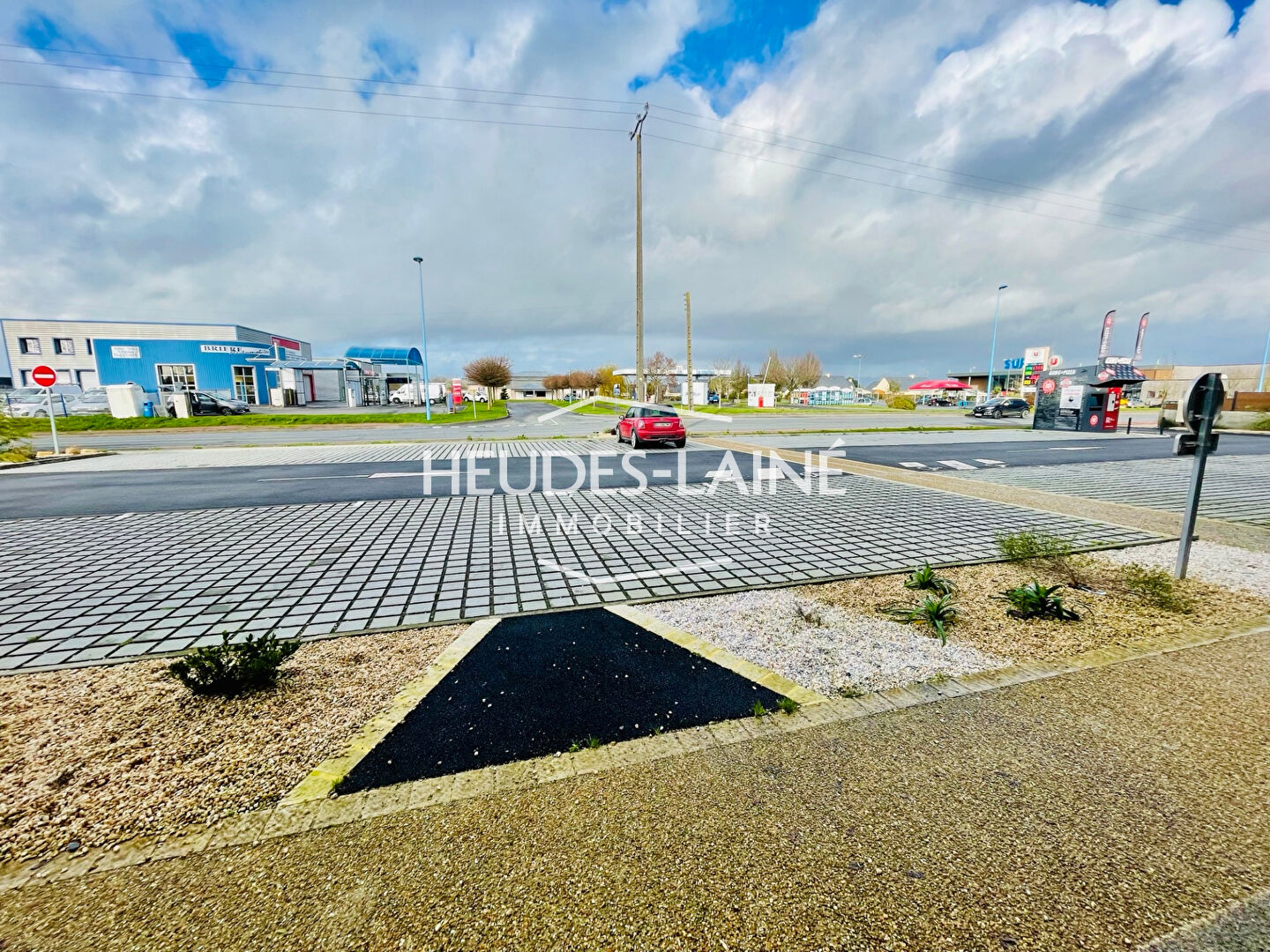 Photo A LOUER : SARTILLY BAIE BOCAGE - LOCAL COMMERCIAL 166 M² image 4/4