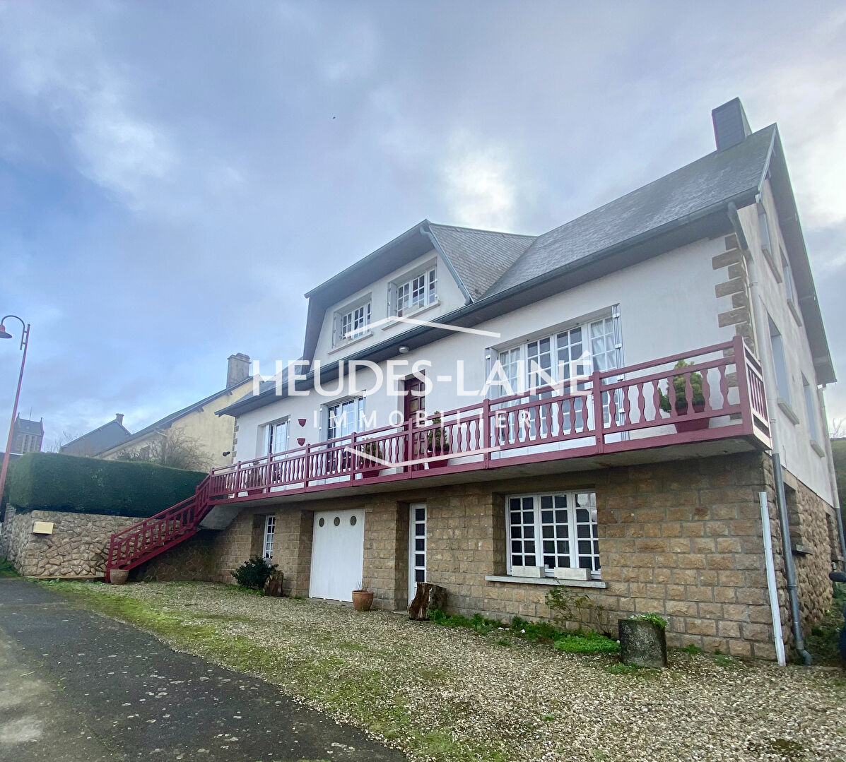 Agence immobilière de Heudes-Laine Immobilier - HEUDES-LAINE IMMOBILIER ST HILAIRE DU HARCOUET