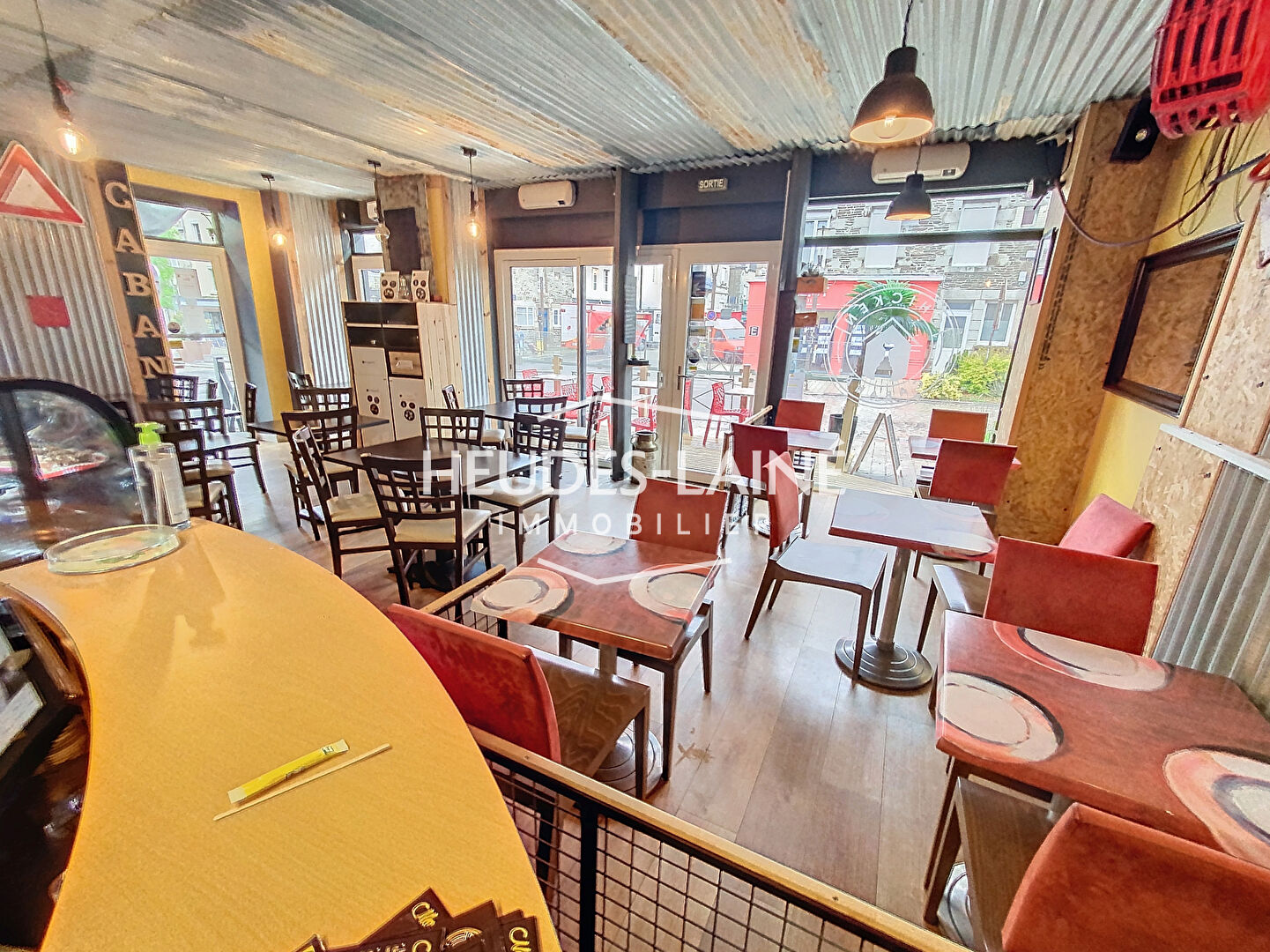 Photo FONS DE COMMERCE - PONTORSON image 3/6