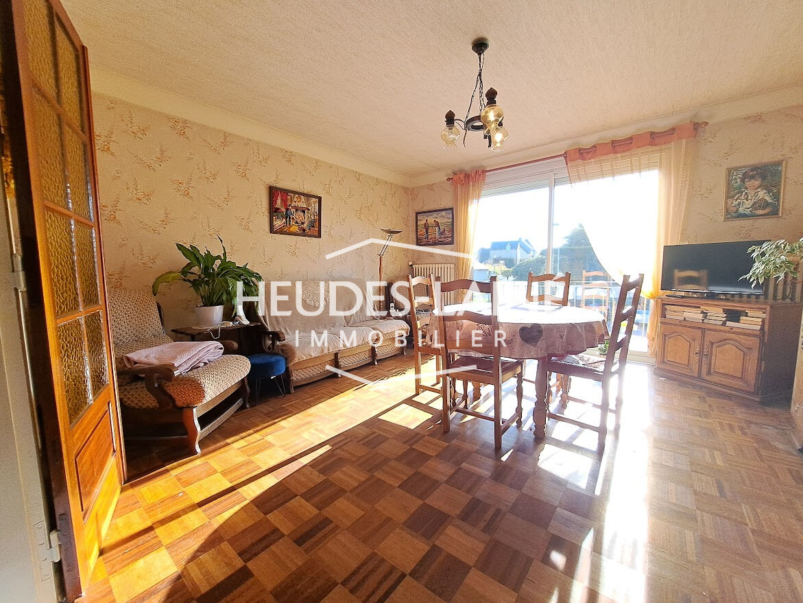 Photo Maison Centre  Isigny Le Buat image 2/6